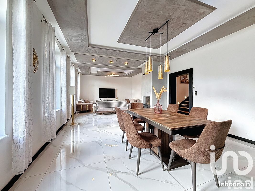 Maison 6 pièces 198 m² · à Saulny · 198 m² · 599 000 €