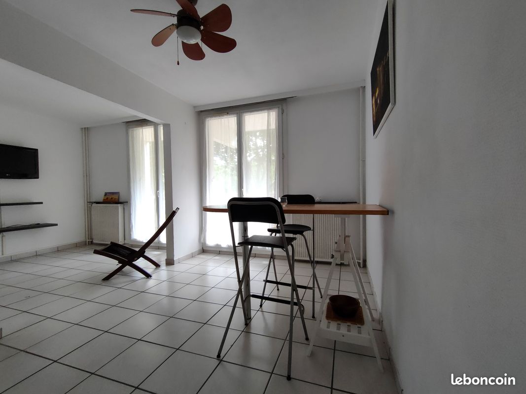 Appartement 2 pièces 50 m² · à Vénissieux · 50 m² · 790 €/mois