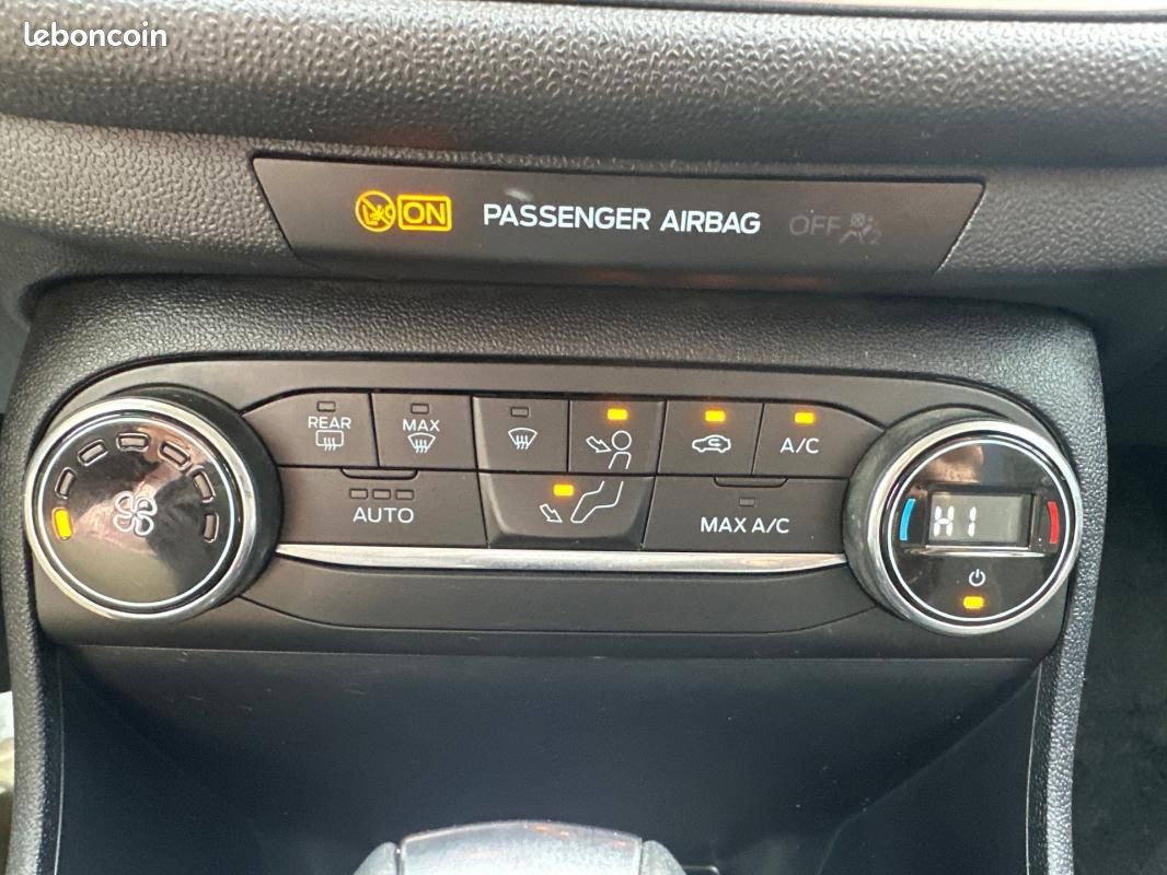 Ford Fiesta 1.0 ECOBOOST - 125 BV DCT S&S TITANIUM (image 29)