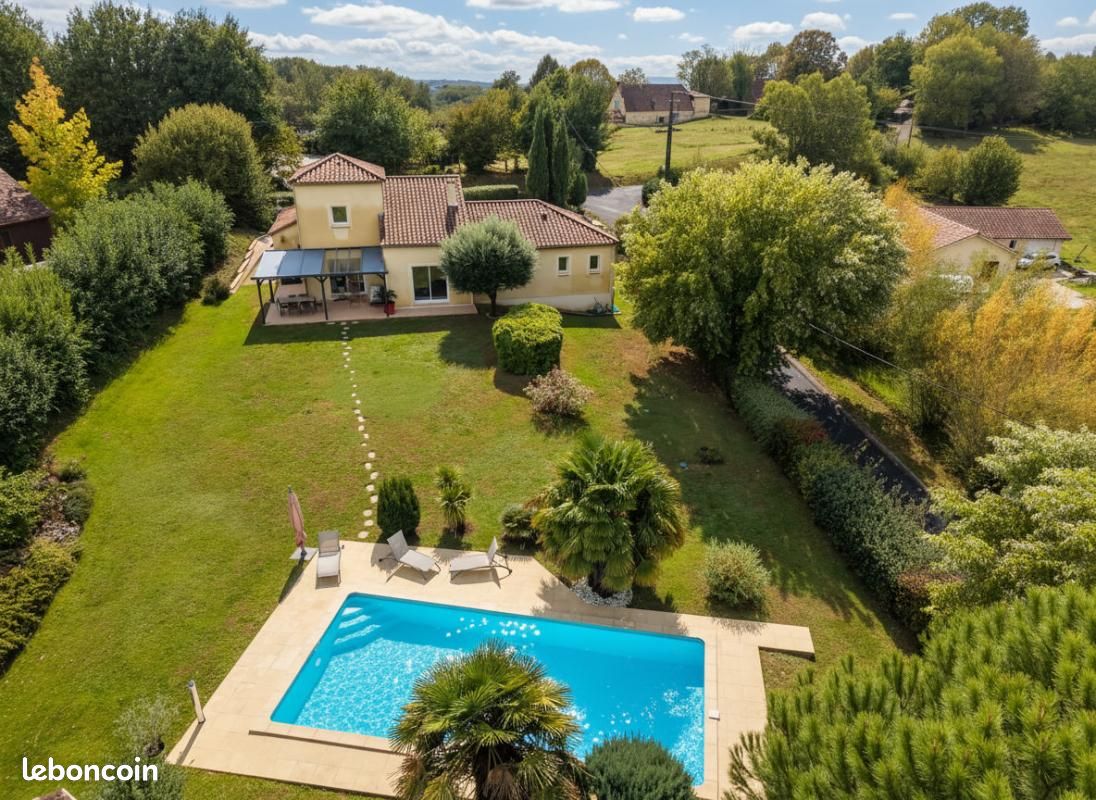 Maison 5 pièces 150 m² · à Gourdon · 150 m² · 431 600 €