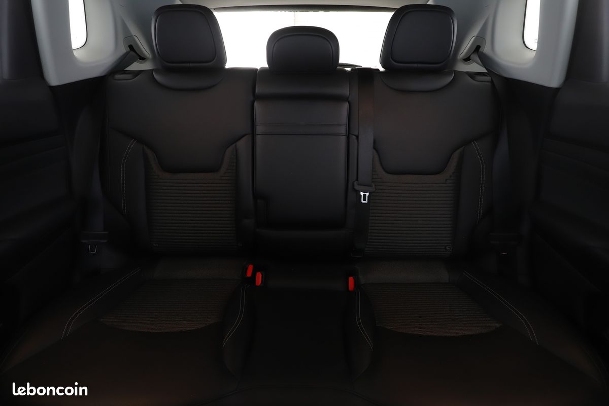 Jeep Compass 1.5 Turbo T4 MHEV Limited 4x2 BVR7 130 ch (image 16)