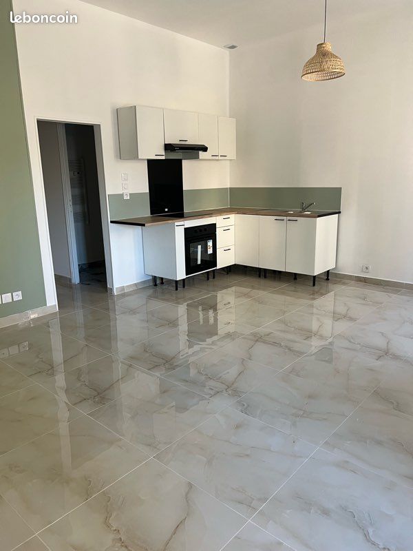 Appartement 4 pièces 50 m² · à Montluçon · 50 m² · 550 €/mois