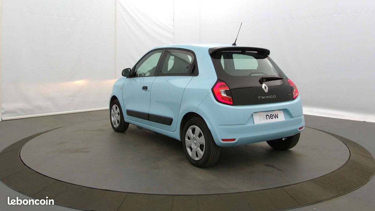 Renault twingo iii e tech authentic (image 18)