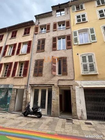 Immeuble 7 pièces 203 m²