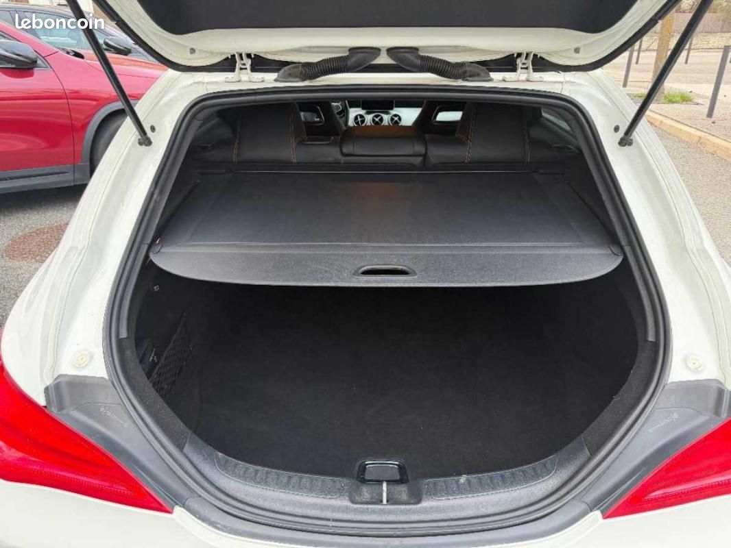 Mercedes CLA Shooting Brake 180 Sensation 7-G DCT (image 10)