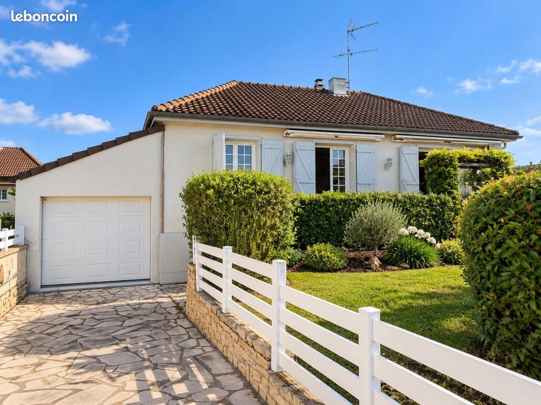 Maison 4 pièces 74 m² · à Changé · 74 m² · 162 000 €