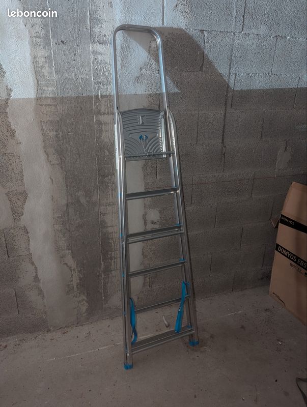 Escabeau 5 marches H 2,94m (plateforme H 1,20m) (image 3)