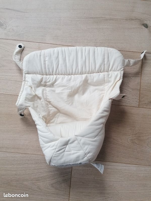 Coussin porte bébé (image 1)