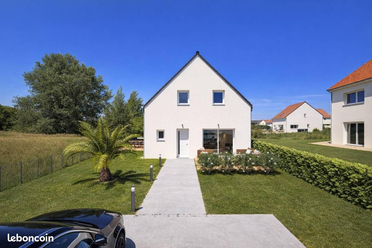 Maison 5 pièces 100 m² · à Douvres-la-Délivrande · 100 m² · 268 521 €