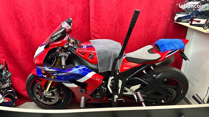 Honda CBR1000RR-R SP garantie 09/2029 (image 8)