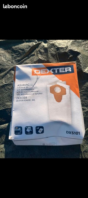 Aspirateur eau et poussières Dexter 30L une dizaines de sacs à