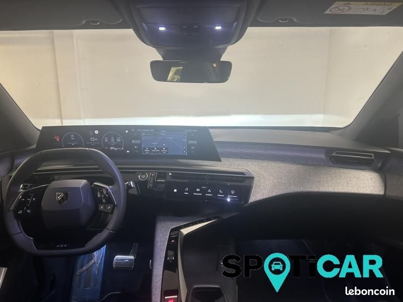 Peugeot 5008 Hybrid 145ch GT e-DCS6 (image 8)