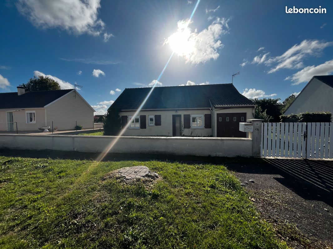 Maison 4 pièces 89 m² · à Saint-Amand-Longpré · 88,8 m² · 139 000 €
