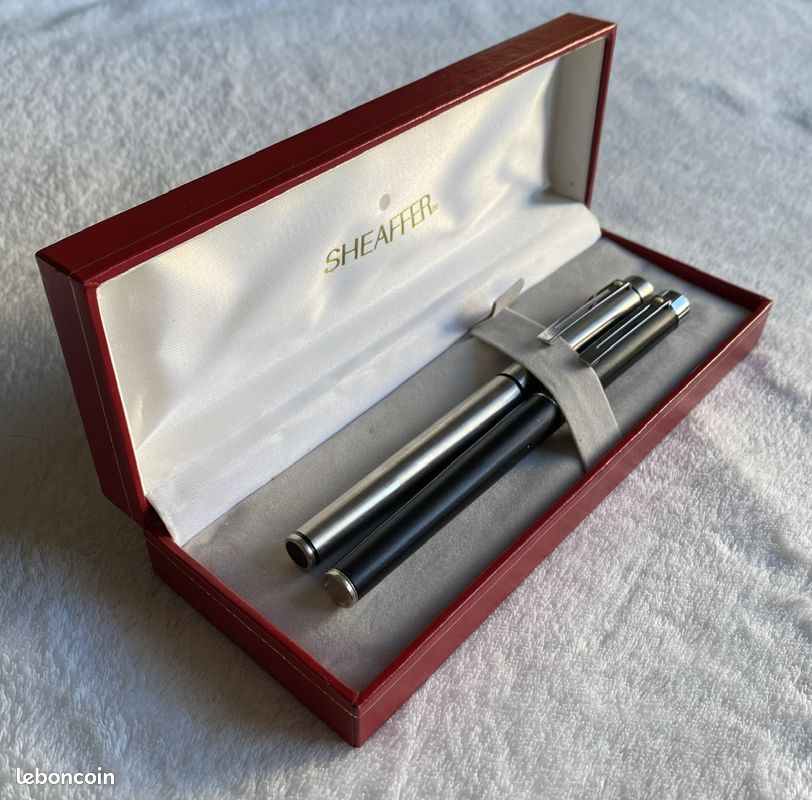 Parure De Stylos Sheaffer Targa (plume Et Bille) - Plume En Or - Occasion - État à Vérifier