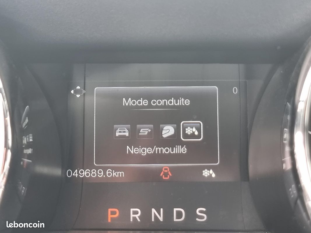 FORD Mustang Fastback V8 5.0 421 GT A (image 28)