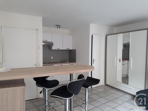 Studio 1 pièce 21 m²