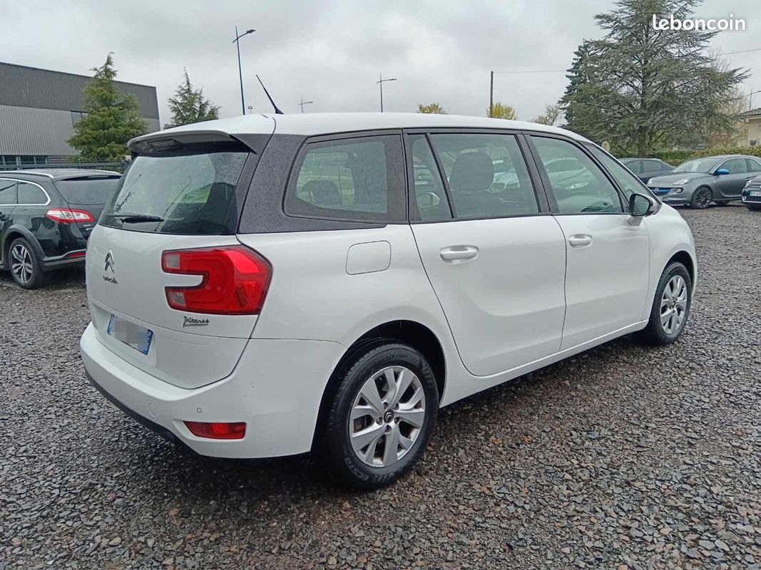 CITROEN GRAND C4 PICASSO 7 PLACES 1.6 BLUEHDI / DISTRIBUTION NEUVE / CT OK / Suivi Citroën (image 3)