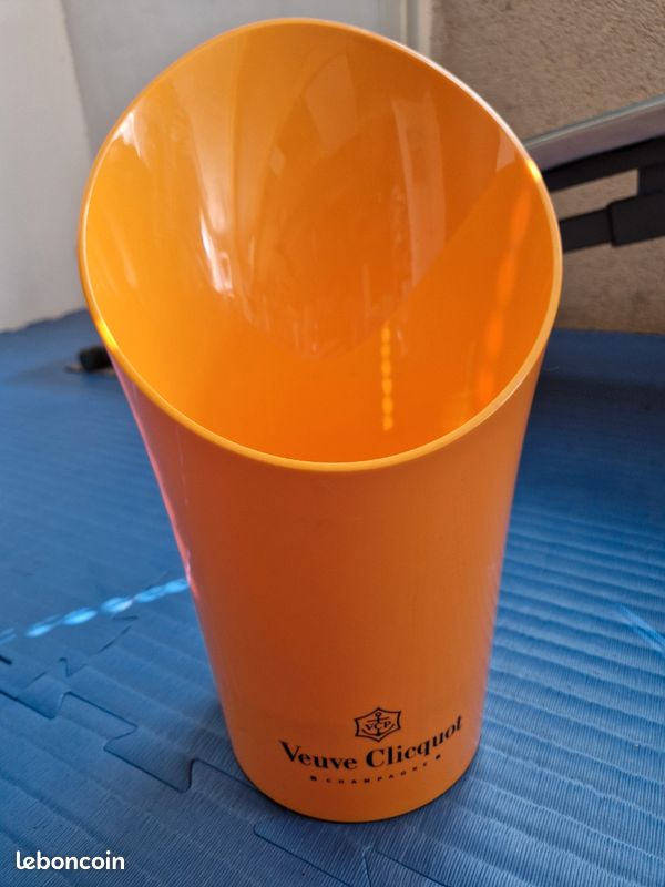 Seau à Champagne Pliable Clicq'Up - Mathias Van De Walle - Veuve Clicquot - Occasion