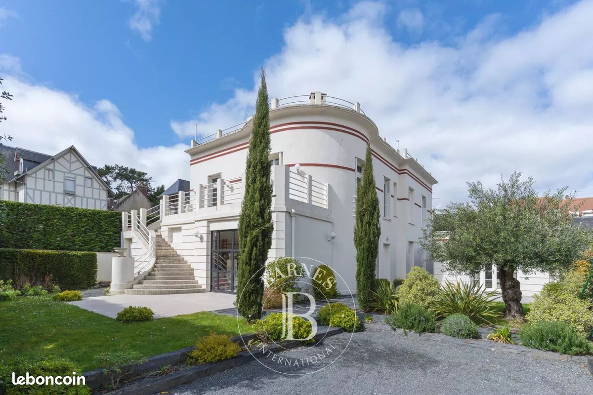 Maison 10 pièces 295 m² · à Deauville · 295 m² · 1 990 000 €