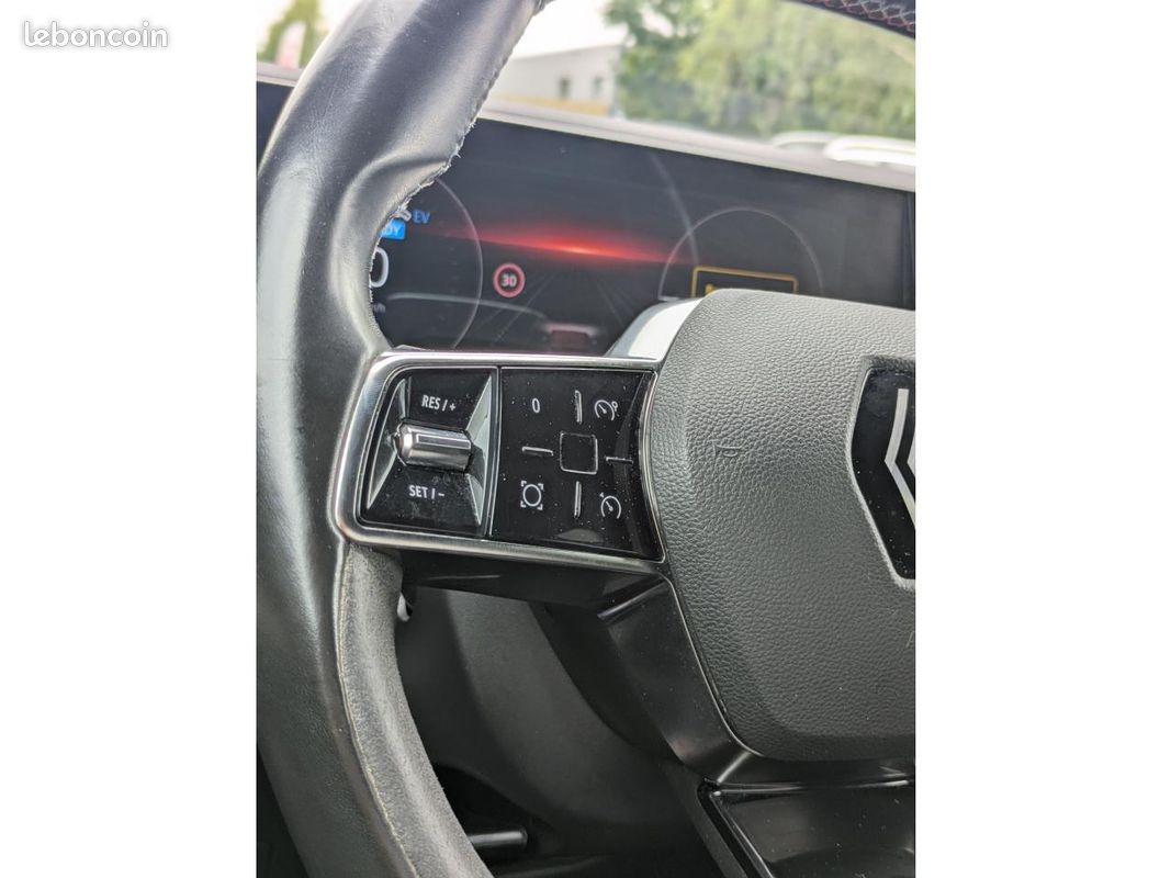RENAULT AUSTRAL TECHNO ESPRIT ALPINE E-TECH HYBRID 200ch BVA (image 11)