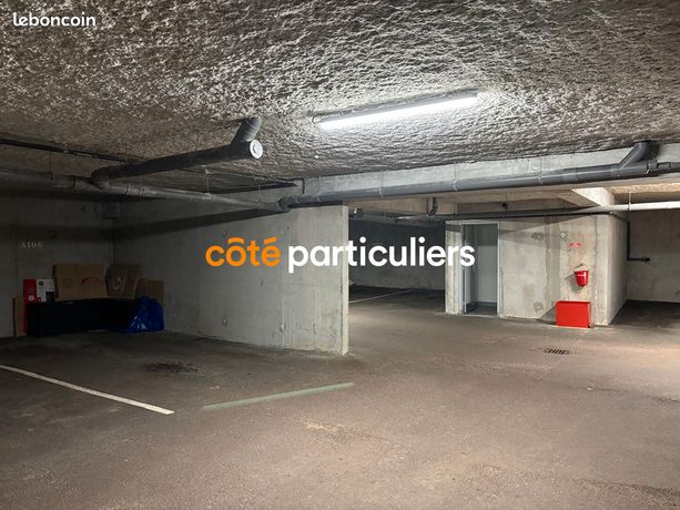 https://img.leboncoin.fr/api/v1/lbcpb1/images/4f/5a/3c/4f5a3c06802a4a772e42b60375017039053918d5.jpg?rule=ad-image