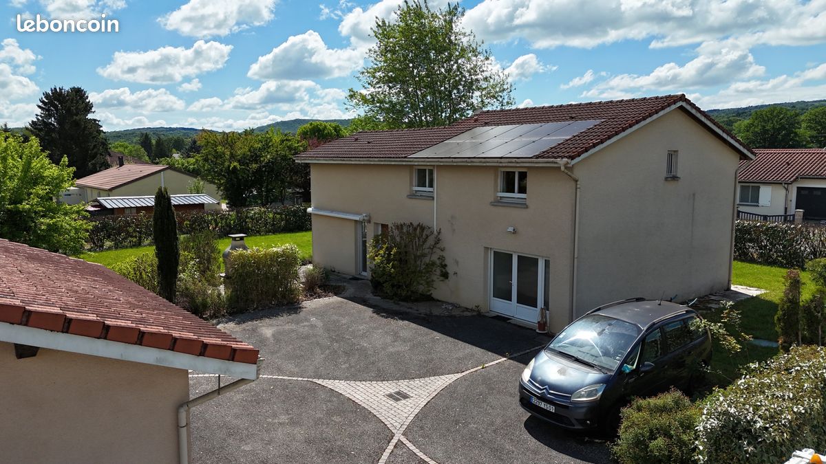 Maison 7 pièces 144 m² · à Villereversure · 144 m² · 299 000 €