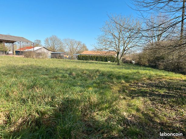 Terrain 1861 m² ROUILLE