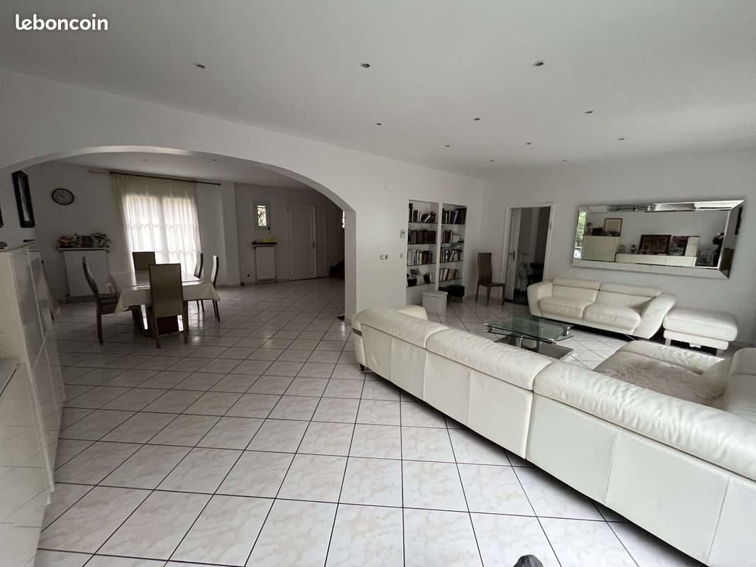 Maison 7 pièces 200 m² · à Romainville · 200 m² · 1 025 000 €