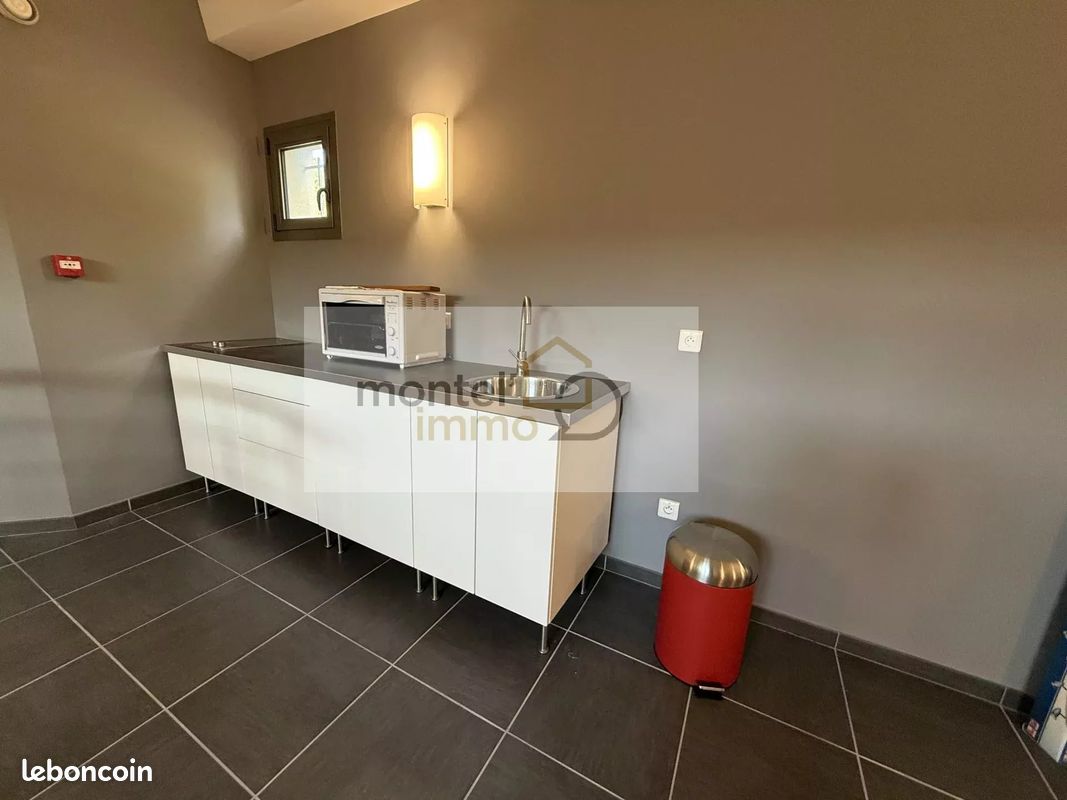 Local 205 m² Sauzet (image 14)