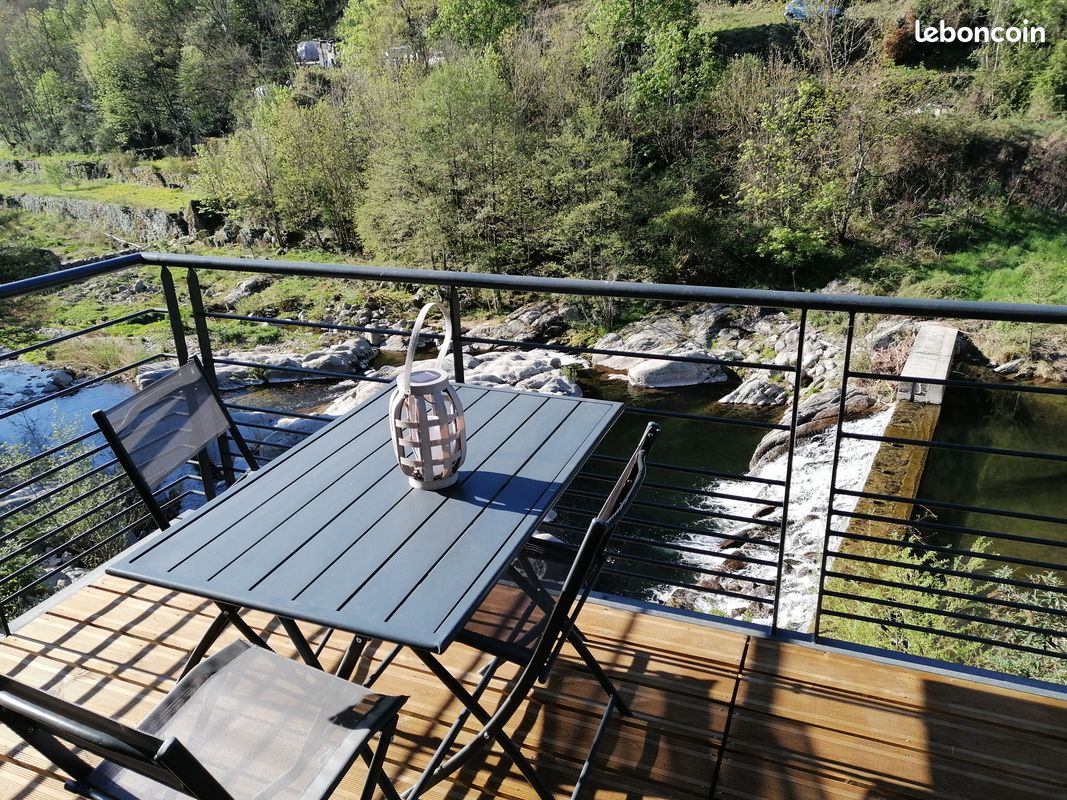 Maison sur la rivière (image 6)