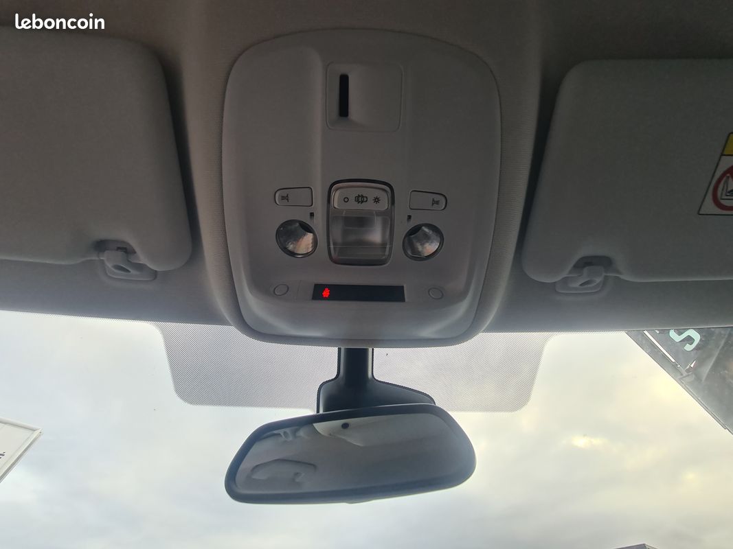 PEUGEOT 308 Affaire 1.6 BLUEHDi 100ch S&S PREMIUM PACK 2 PLACES BVM5 (image 25)
