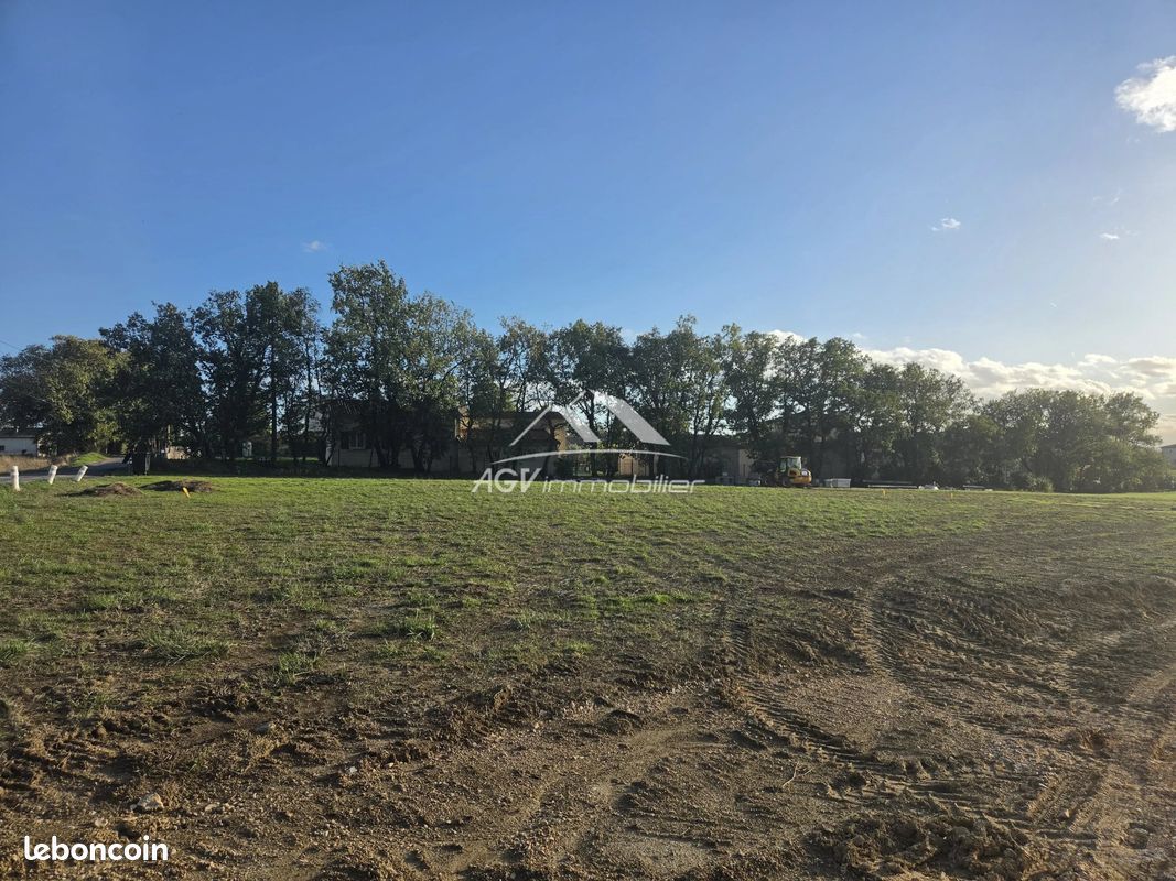 Terrain 1435 m² · à Salindres · 1 435 m² · 129 000 €