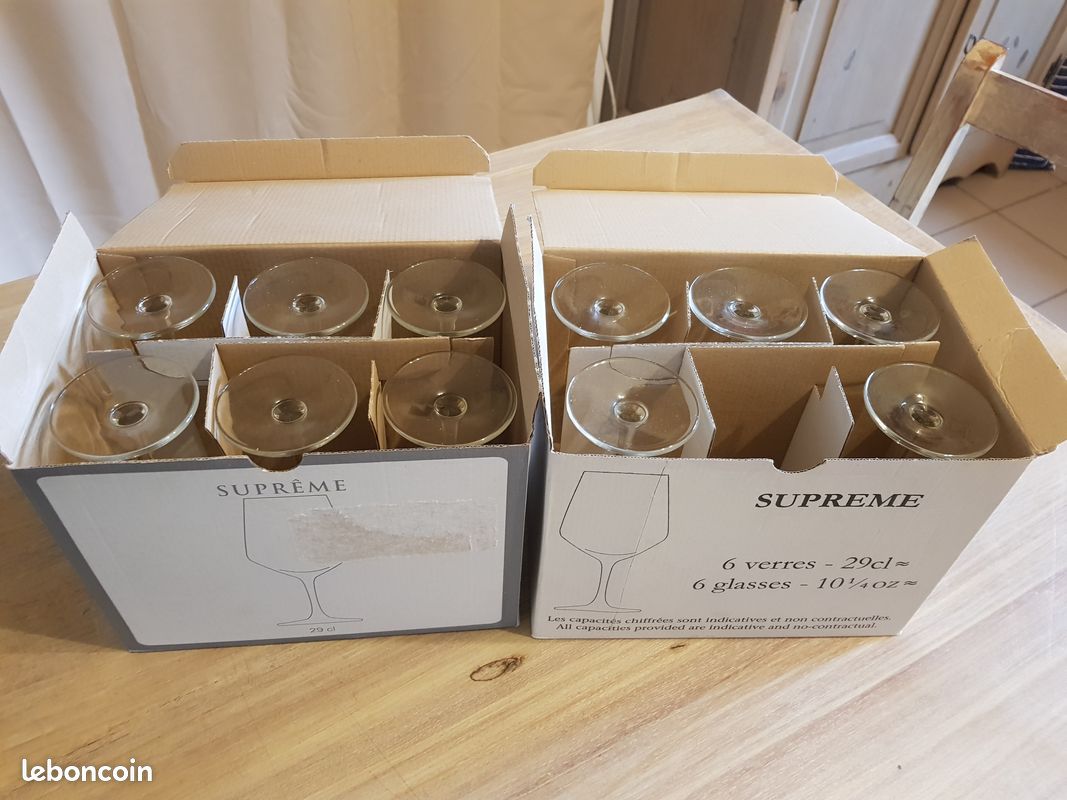 11 verres à vin 29cl confrérie du Saint Péray (image 5)