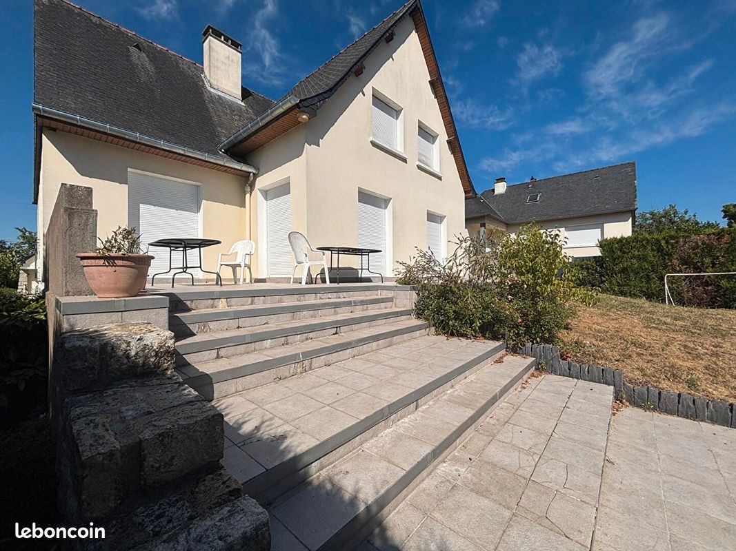 Maison 10 pièces 147 m² · à Laval · 147 m² · 336 500 €