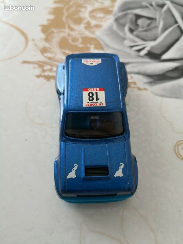 Solido renault 5 turbo 1321 1/43 blanche France - Collection Solido renault 5 turbo 1321 1/43 blanche France - Collection