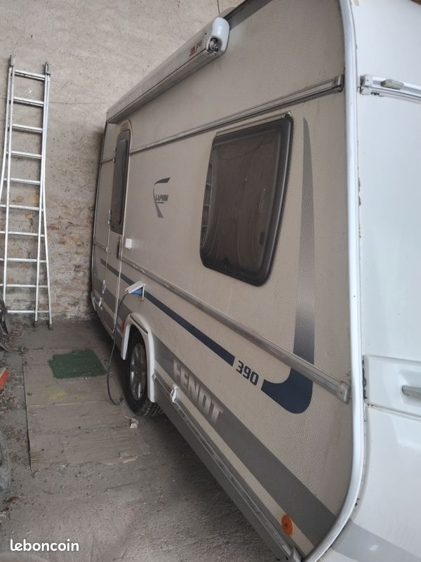 Caravane FENDT 390 Saphir 2010 (image 2)
