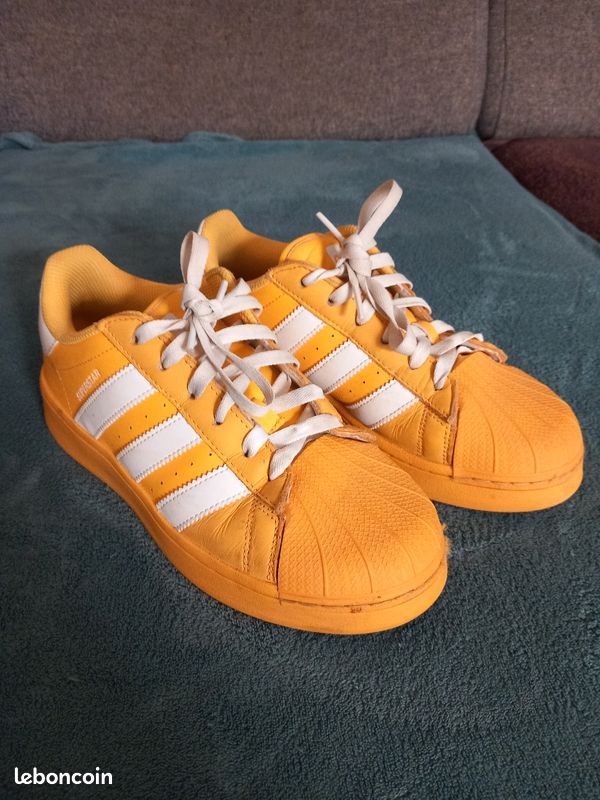 Chaussure Superstar Superstar Slip On Adidas Jaune Chaussures - Main Image