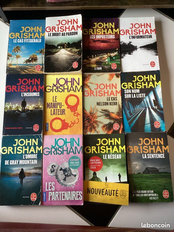 Lot de 12 livres de poche John Grisham Excellents thrillers (image 1)