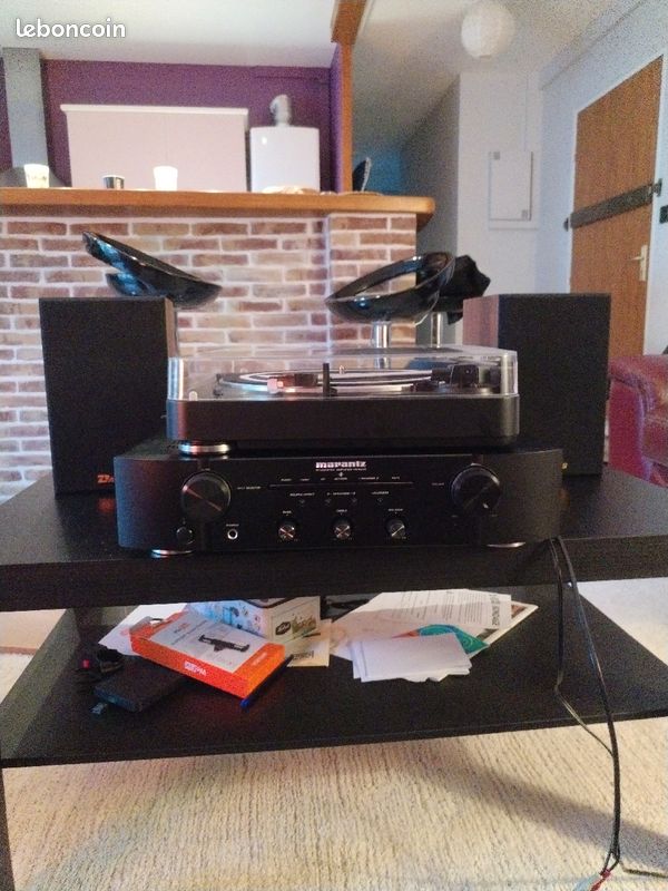 Système son vinyle (ampli, platine, enceintes, câbles) (image 1)
