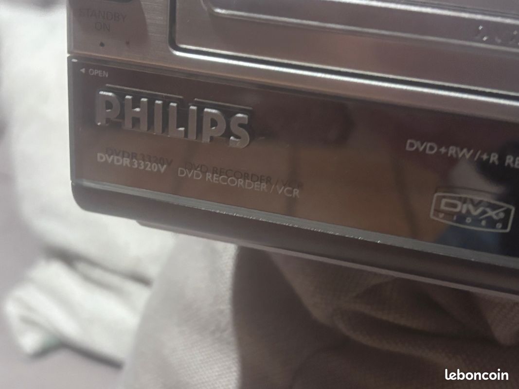 Lecteur cassette VHS avec enregistreur DVD (image 2)