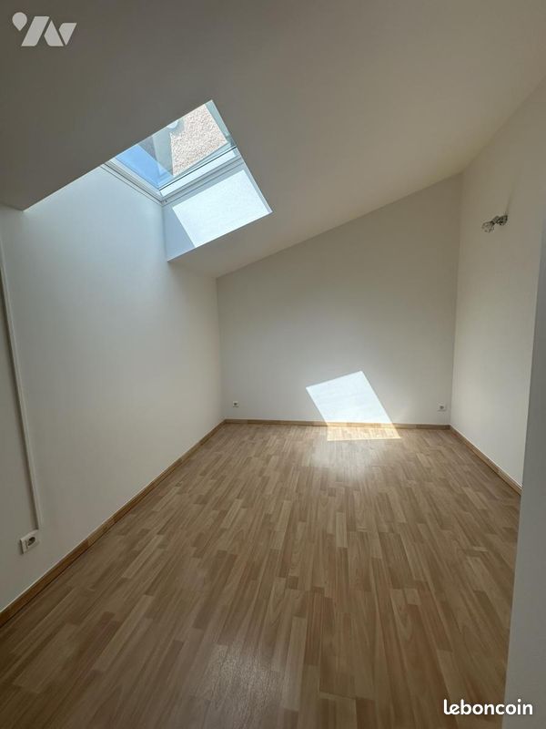 Maison a louer meyzieu - 5 pièce(s) - 95 m2 - Surfyn