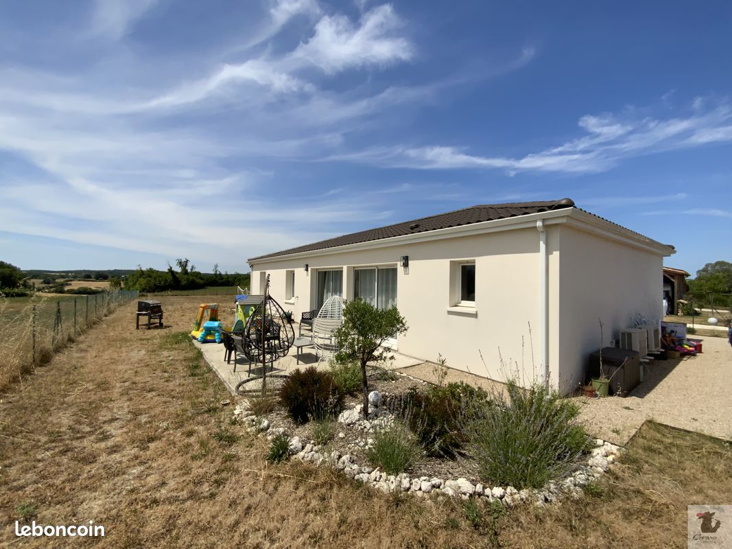 Maison 6 pièces 90 m² · à Ribagnac · 90 m² · 243 000 €