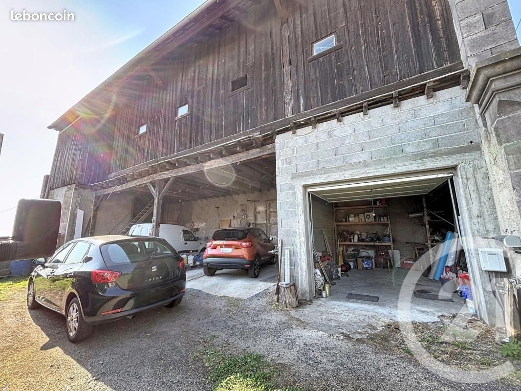 Maison 1 pièce 100 m² · à Volvic · 100 m² · 159 000 €