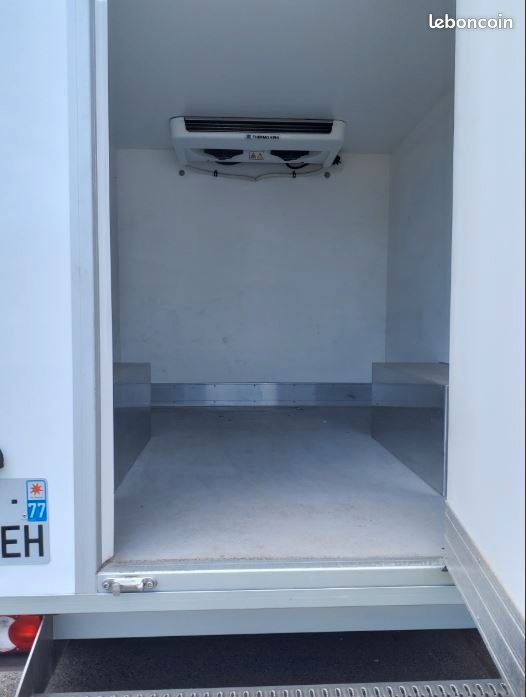 Citroën Jumpy PLANCHER CAB FRIGO 7M3 GROUPE THERMOKING V200 MAX 3,1 T (image 7)