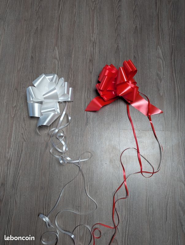 Nœud de décoration pour mariage (image 1)