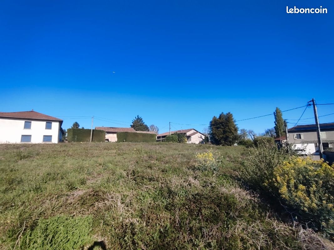 Terrain à construire 502 m2 · à Maubec · 138 999 €