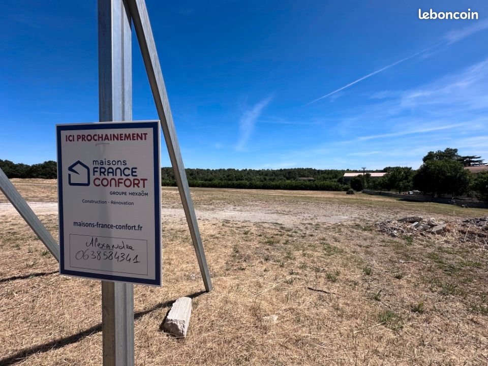 Terrain 710 m² Saint Bauzille De Montmel · à Saint-Bauzille-de-Montmel · 200 000 €