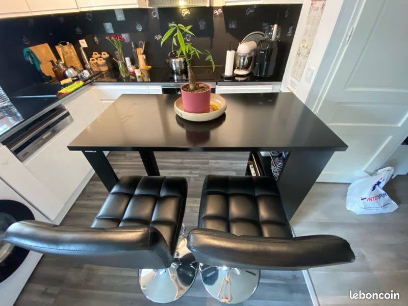 Îlot / table haute + 2 chaises hautes (image 2)