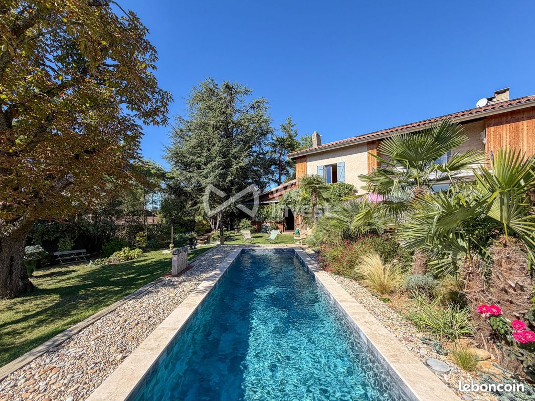 Maison 6 pièces 220 m² · à Vienne · 220 m² · 630 000 €
