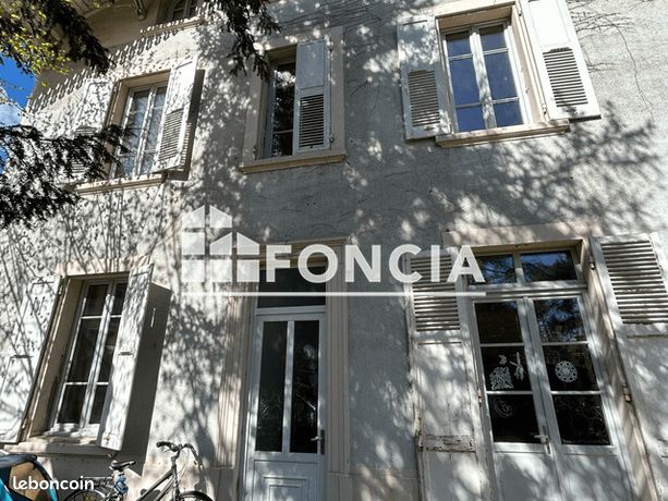 Maison 9 pièces 180 m²